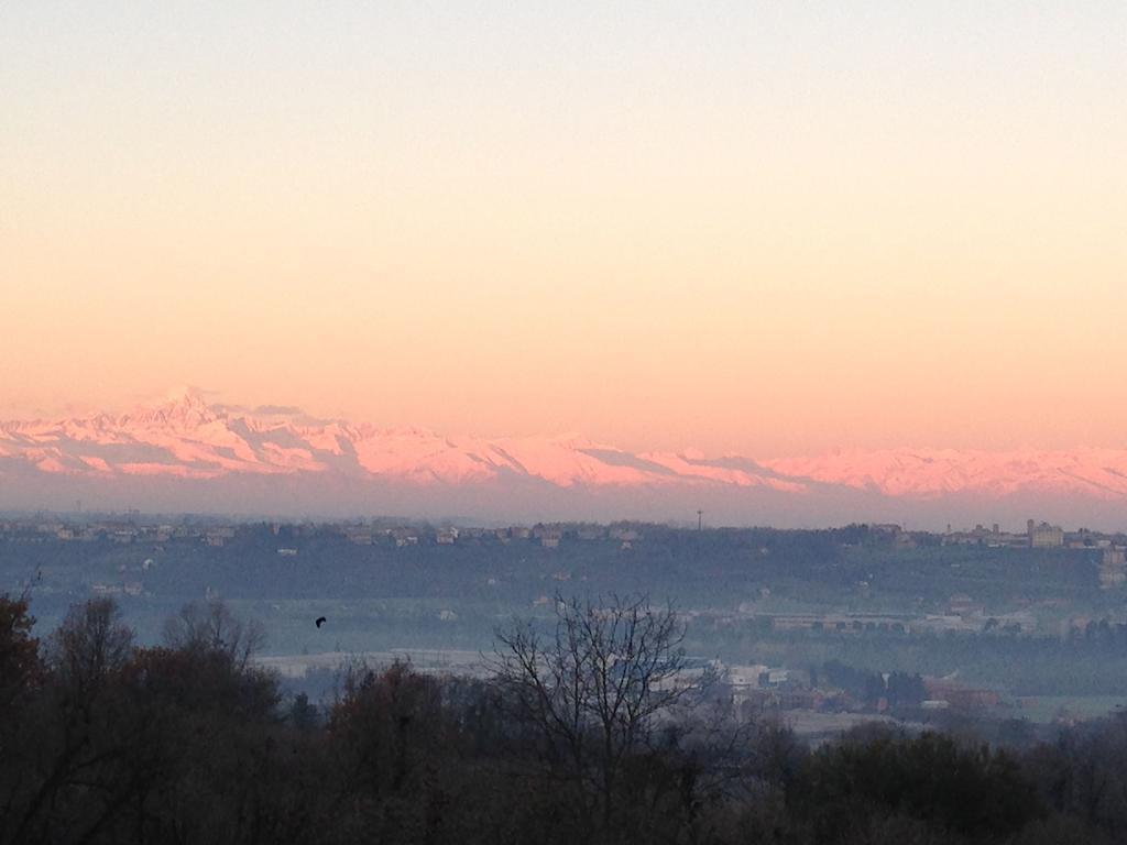 Ecolodge Langhe Cherasco Exterior photo
