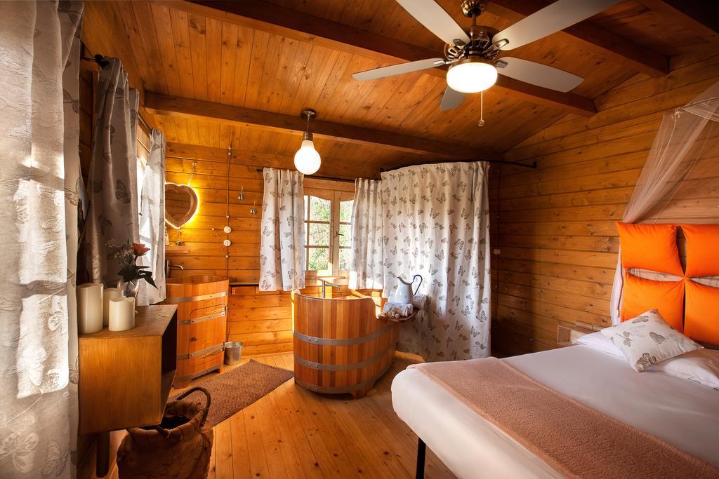 Ecolodge Langhe Cherasco Exterior photo