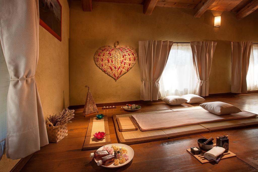 Ecolodge Langhe Cherasco Exterior photo